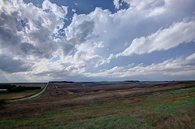 Columbus Nebraska. Thunderstorm initiation near Columbus Nebraska.