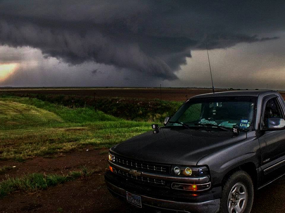 My apologies for being really late tonight... Family responsibilities... Hope to catch up for todays missed opportunities... April 15, 2012... South of Blair, Oklahoma,,, Sirens started blowing soon after... Enjoy... My apologies for being really late tonight... Family responsibilities... Hope to catch up for todays missed opportunities... April 15, 2012... South of Blair, Oklahoma,,, Sirens started blowing soon after... Enjoy...