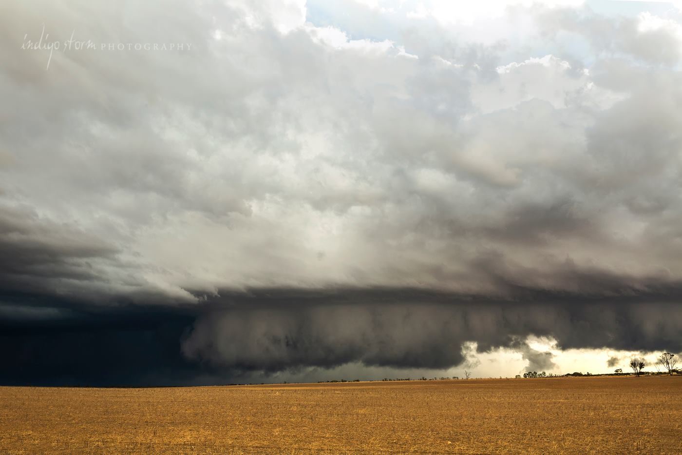 Nice structure on a severe warned storm that passed through Dowerin in the central Wheatbelt of Western Australia on 18th October 2014. On the bottom right there are houses and sheds which gives an idea of just how big this storm front was. This cell contained strong winds and large hail that flattened crops ready for harvest. Nice structure on a severe warned storm that passed through Dowerin in the central Wheatbelt of Western Australia on 18th October 2014. On the bottom right there are houses and sheds which gives an idea of just how big this storm front was. This cell contained strong winds and large hail that flattened crops ready for harvest.